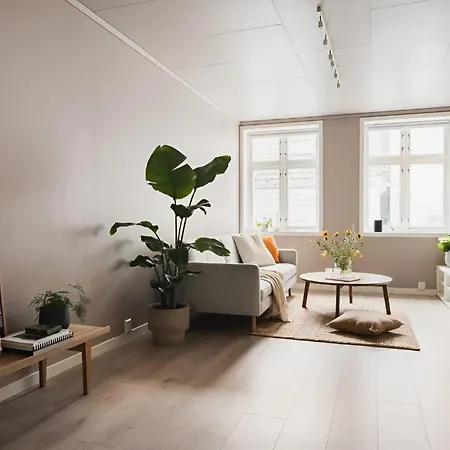 Spacious 5-bed With Patio In Nordnes Апартаменты Берген